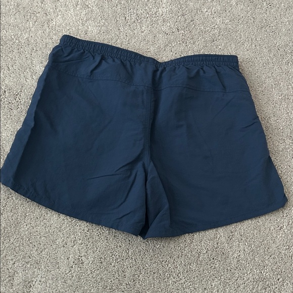 Patagonia Women's Baggies™ Shorts - 5" size Large Navy blue - Picture 4 of 4